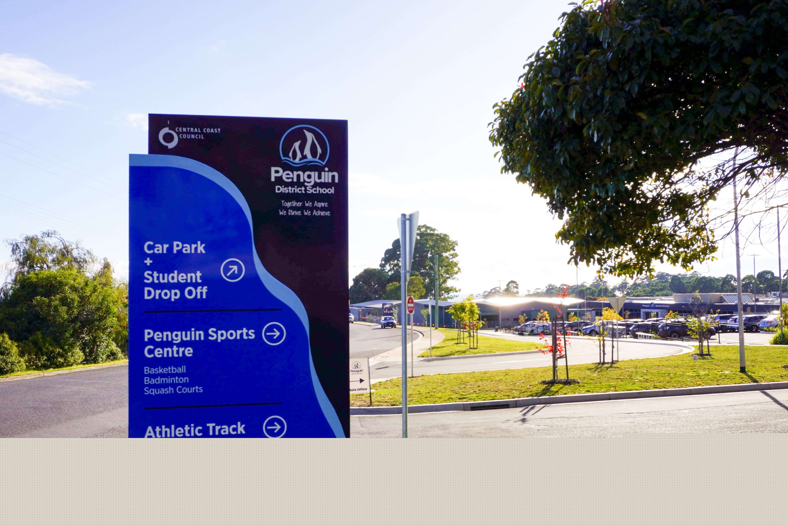 Penguin District School Pylon Sign