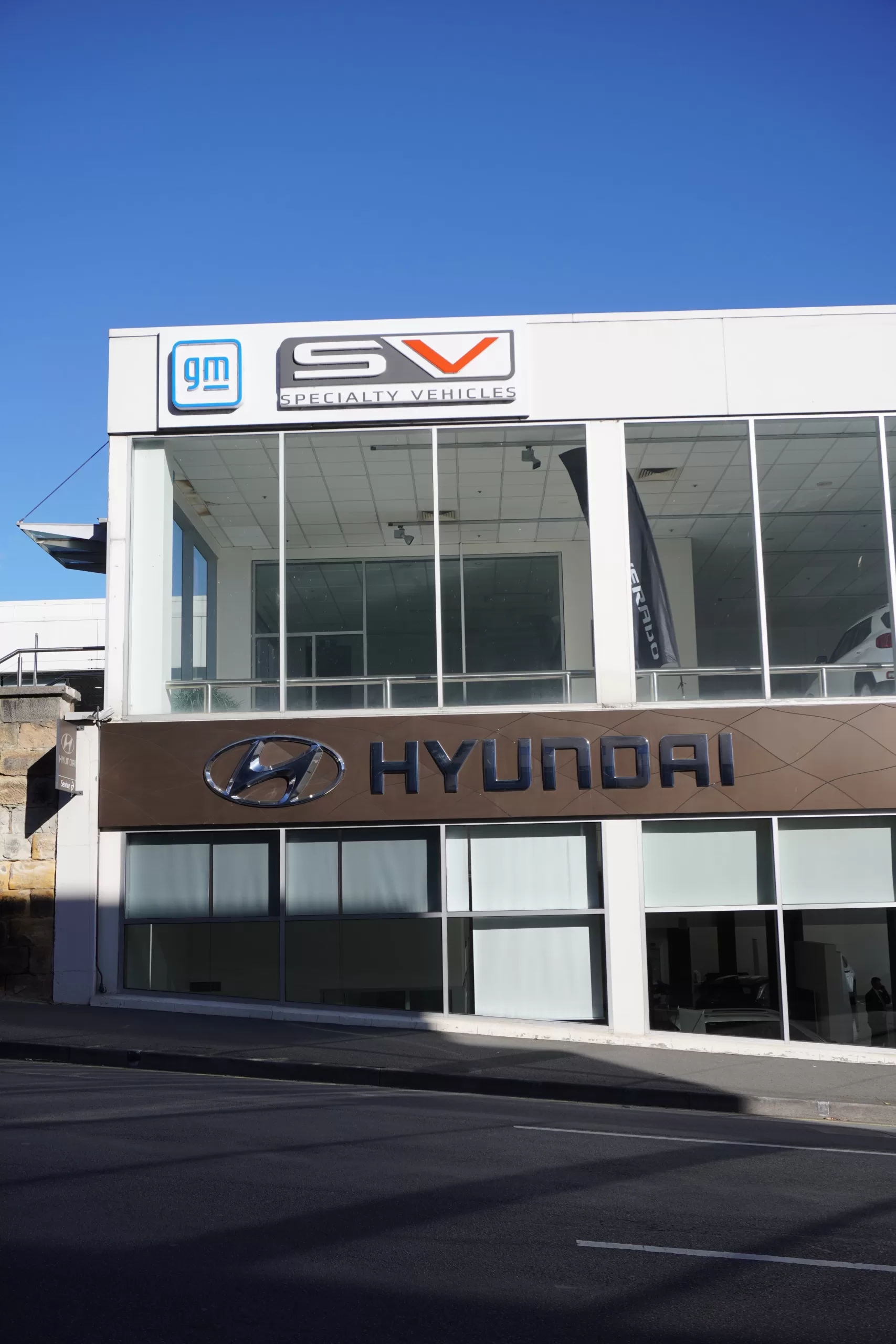 Hobart Hyundai - Signage Install