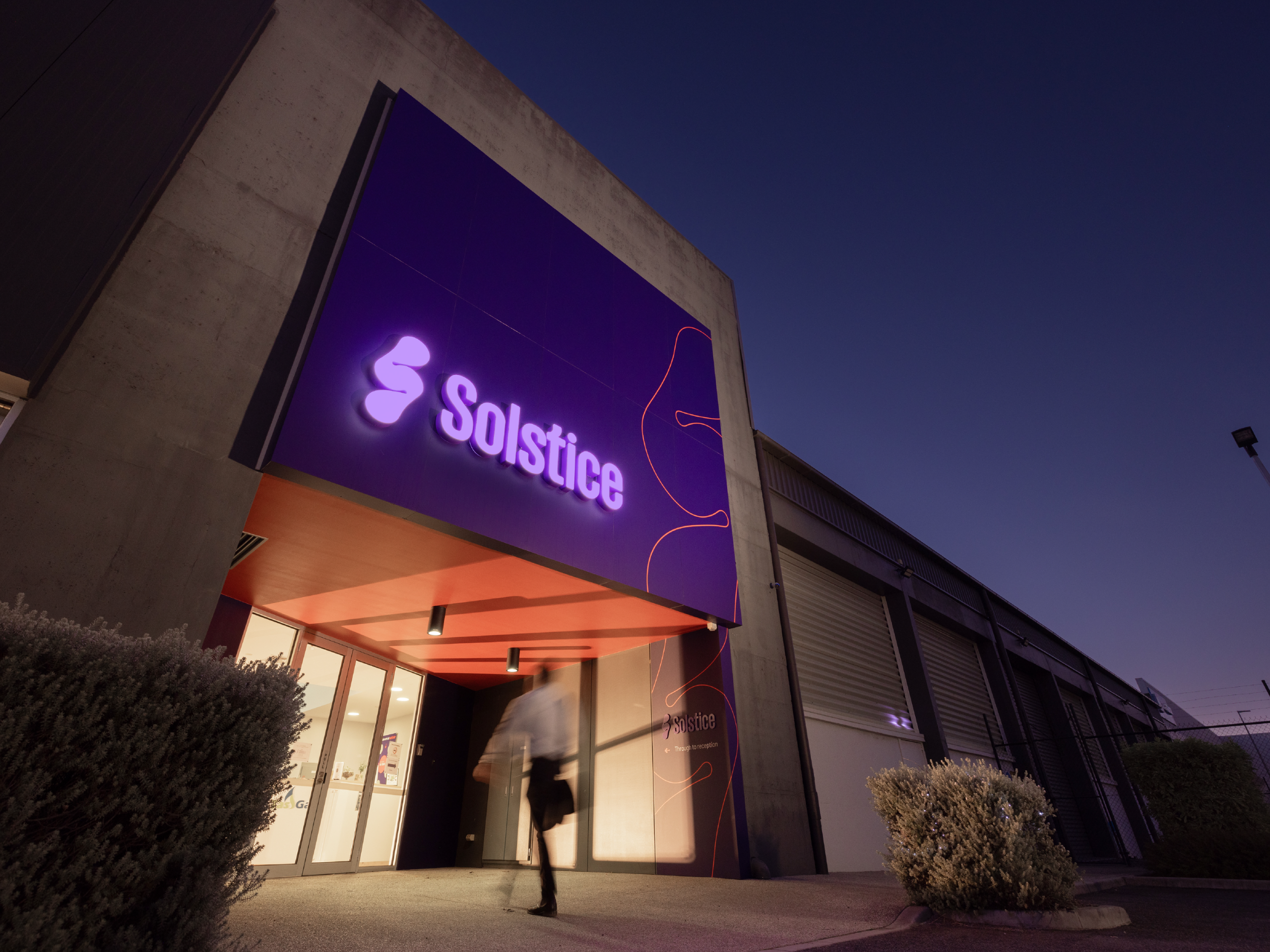 Solstice Energy, Illuminated Signs Tasmania