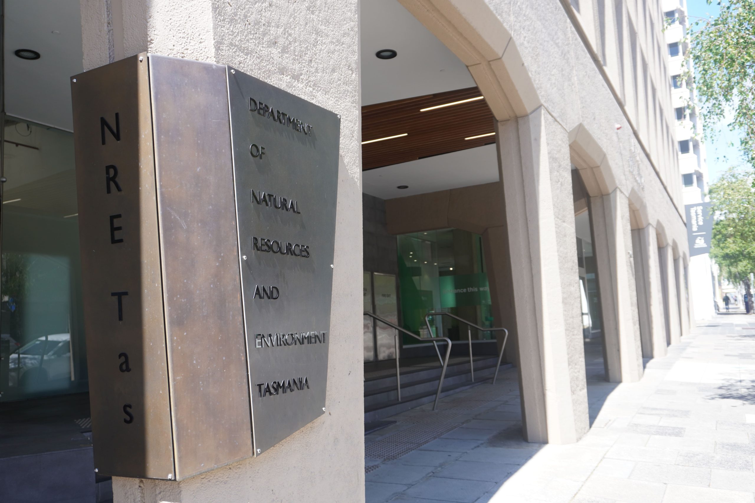 Service Tasmania Signage – Flying Colours Group Service Tasmania Signage - Flying Colours Group