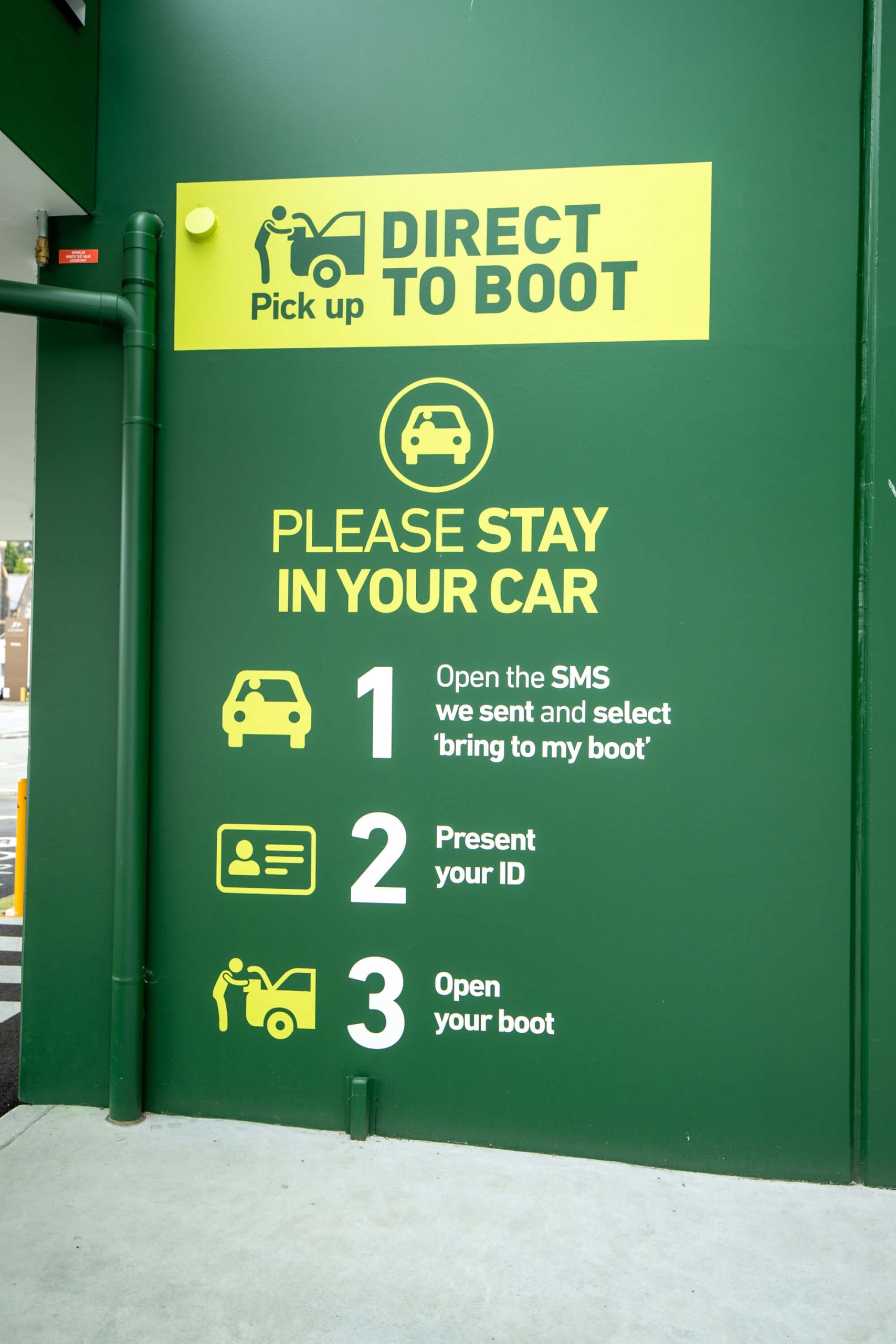 Dan Murphy’s Direct to Boot - Flying Colours Group