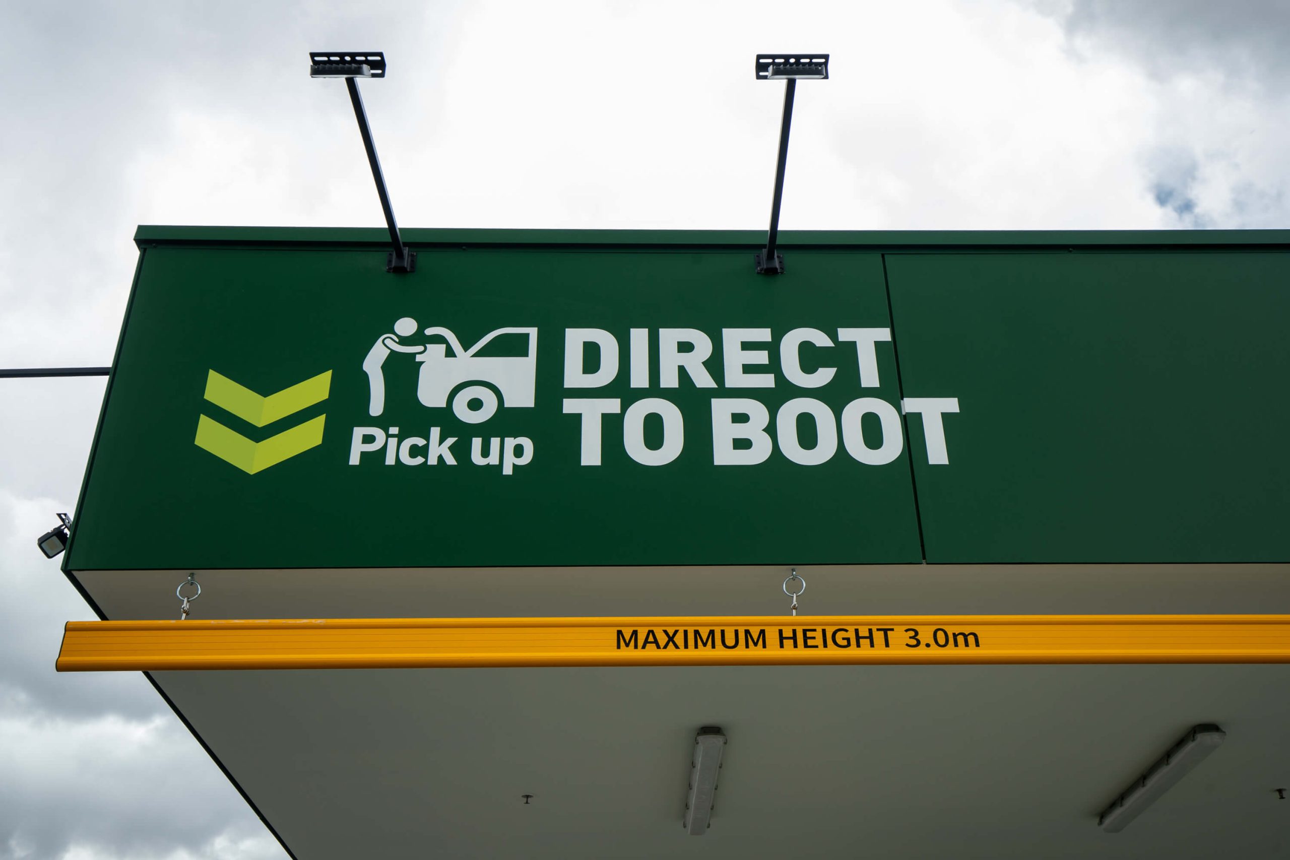 Dan Murphy’s Direct to Boot - Flying Colours Group
