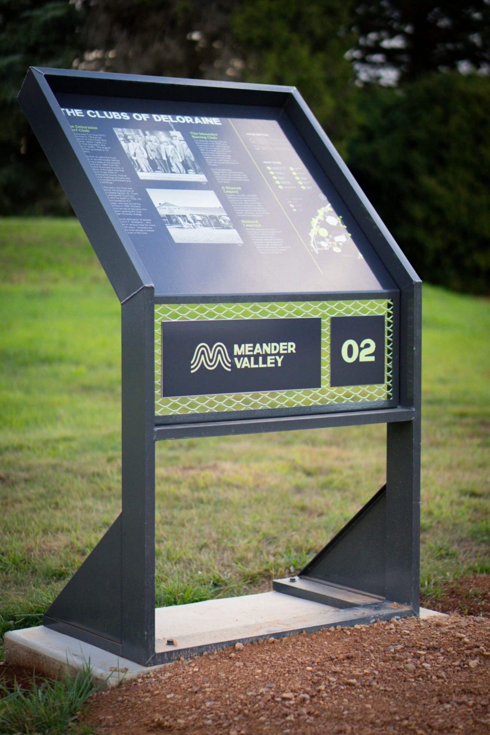 Deloraine Racecourse Recreation Precinct Wayfinding Sign Wayfinding sign at the Deloraine Racecourse Recreation Precinct featuring a site map and heritage information.